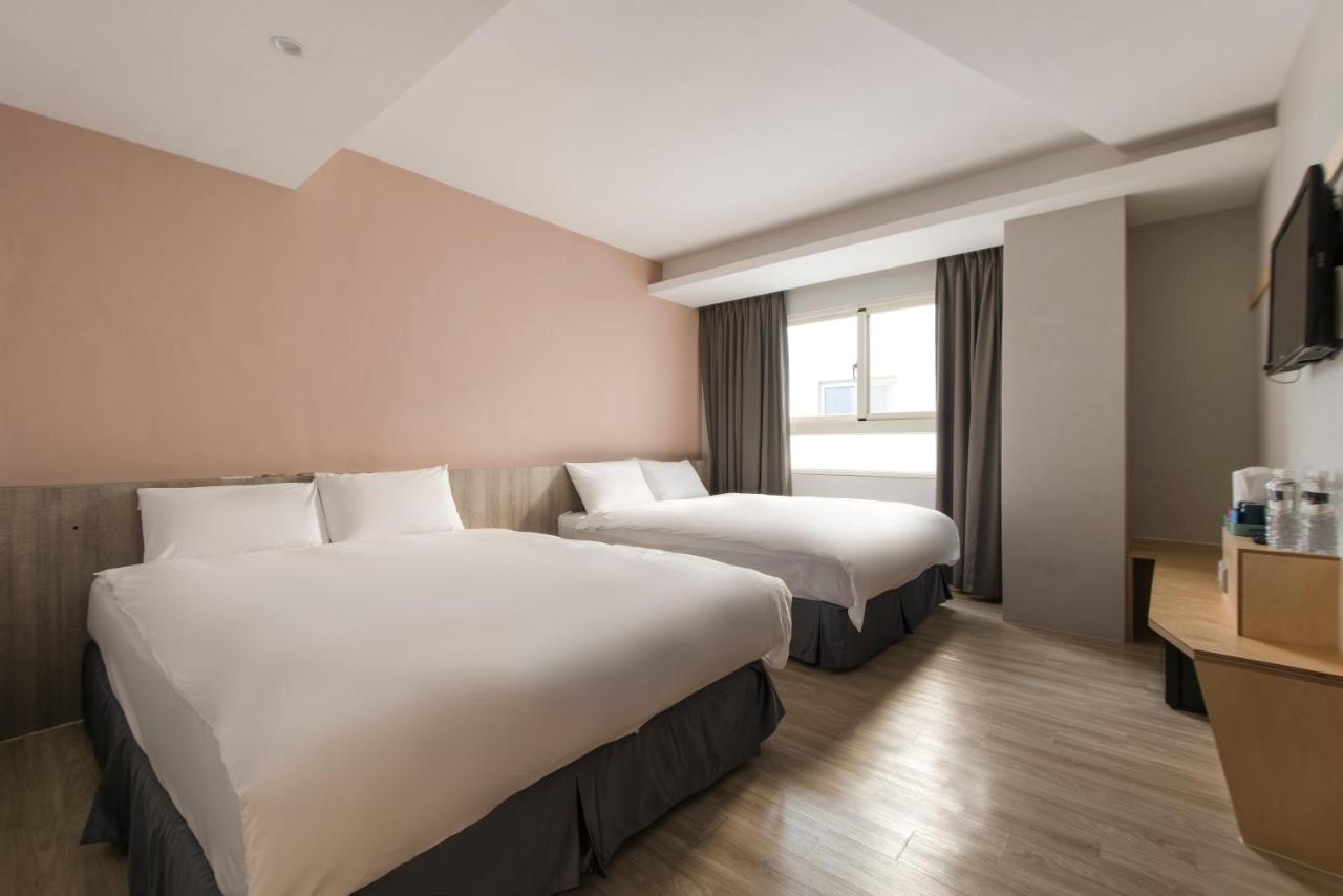 Sparrow Hotel Taichung Exterior photo